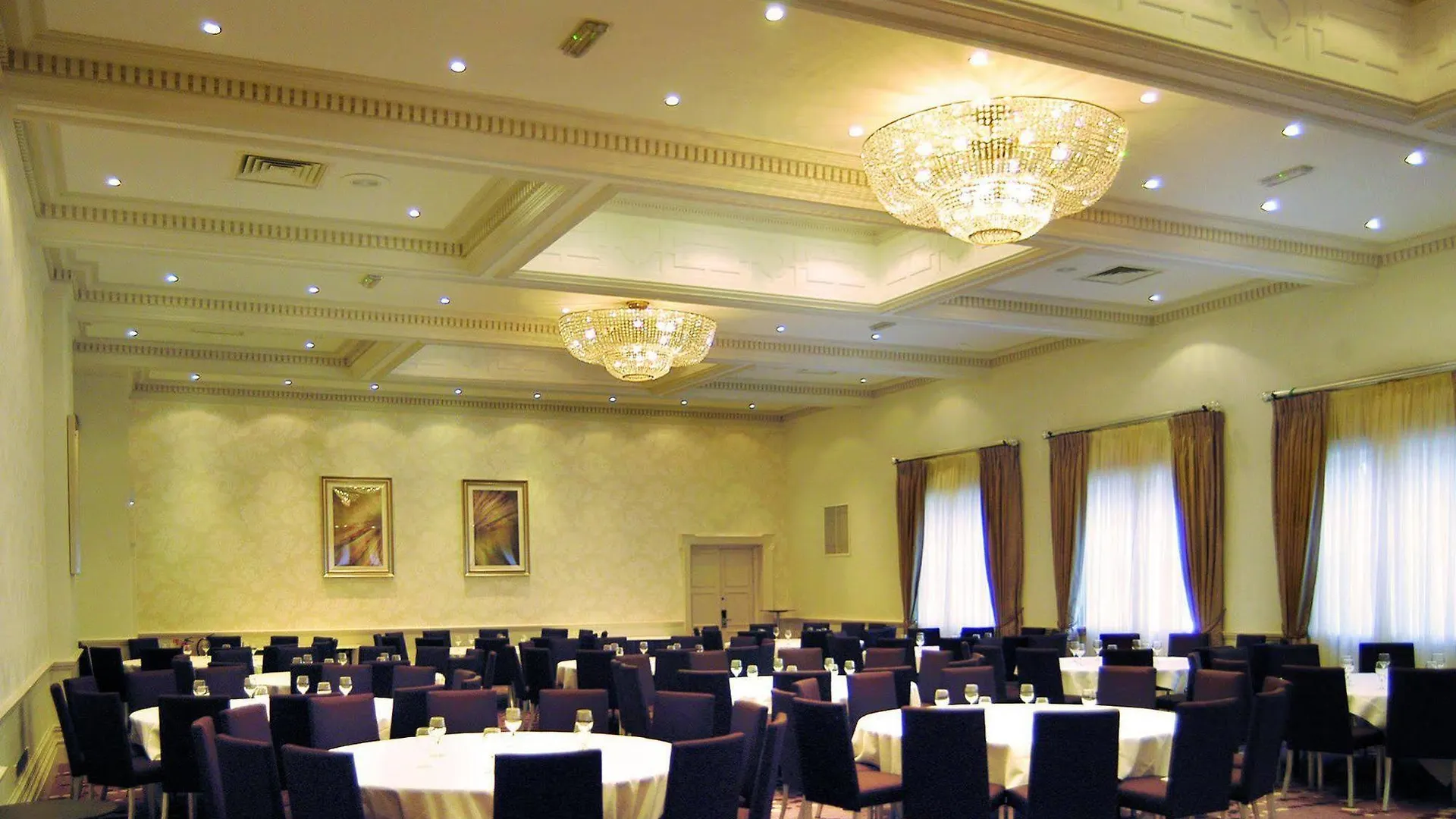 Leonardo Hotel Cardiff