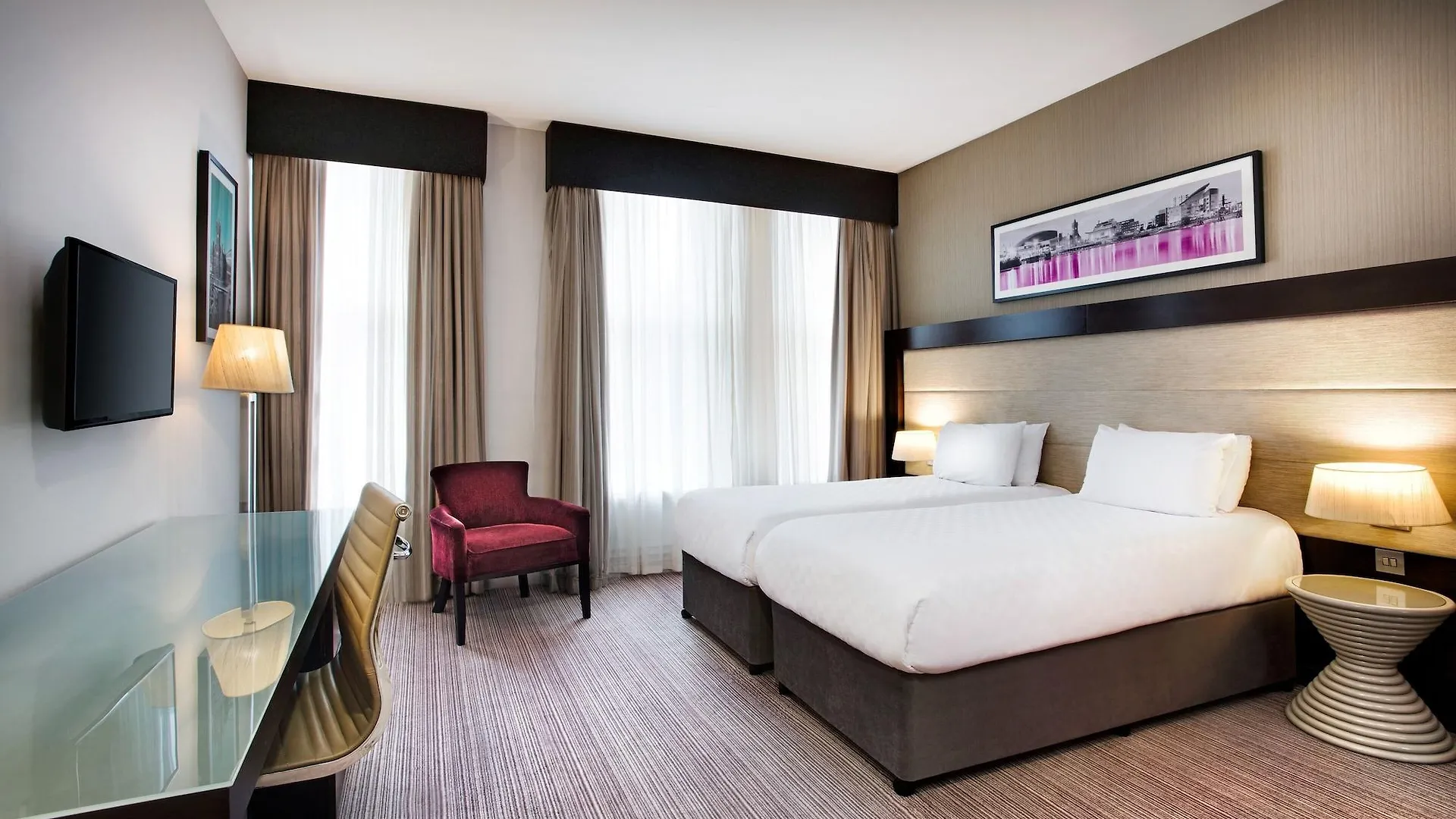 Leonardo Hotel Cardiff