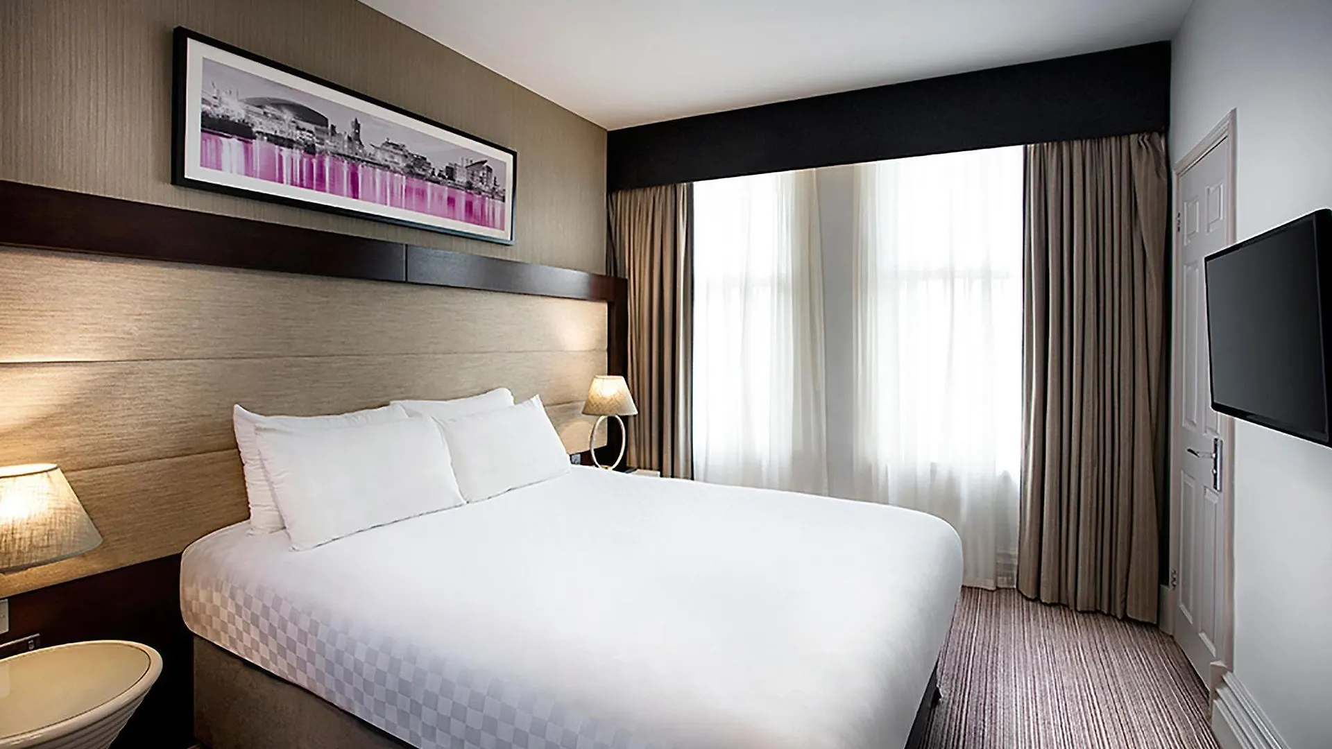Leonardo Hotel Cardiff