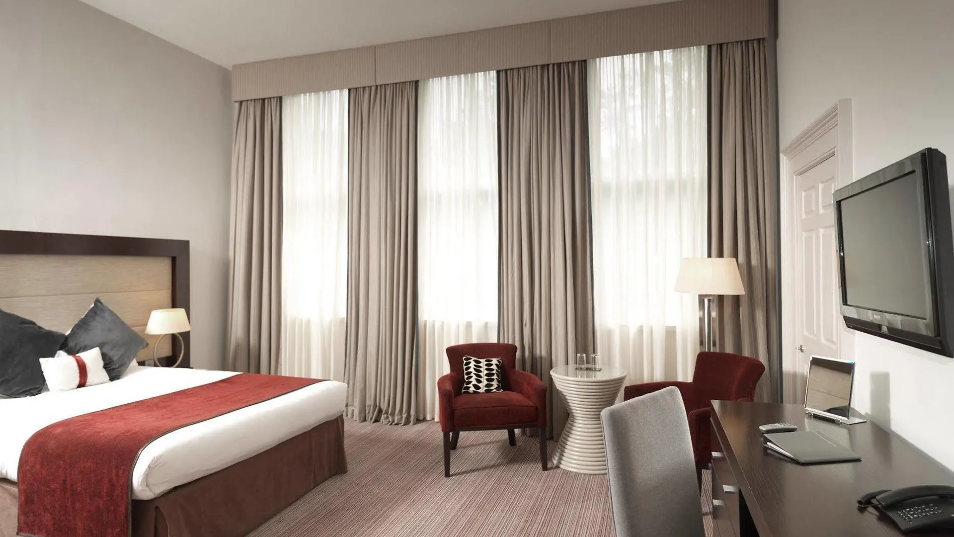 Leonardo Hotel Cardiff